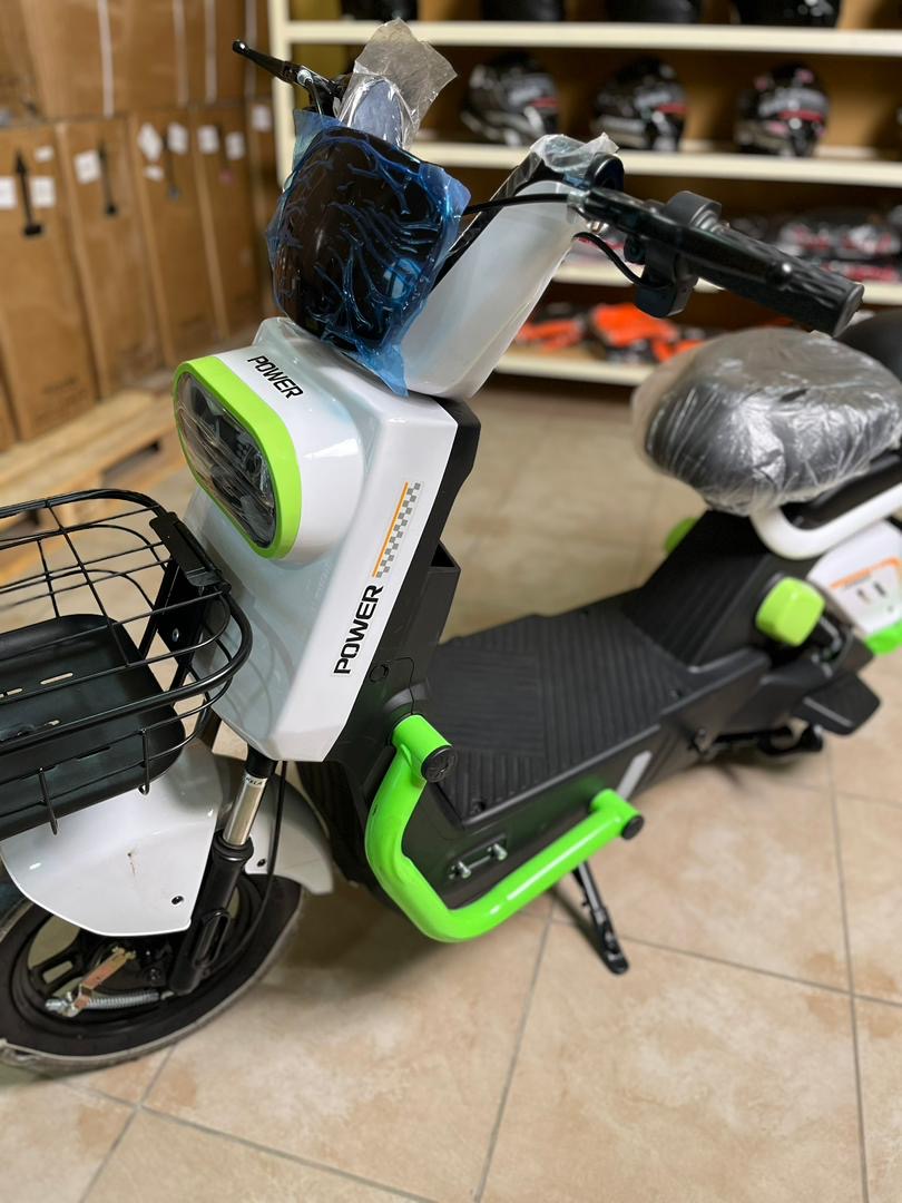 Jy Electric Scooter 60v 20ah Battery 70km/h Speed Alarm System in GH