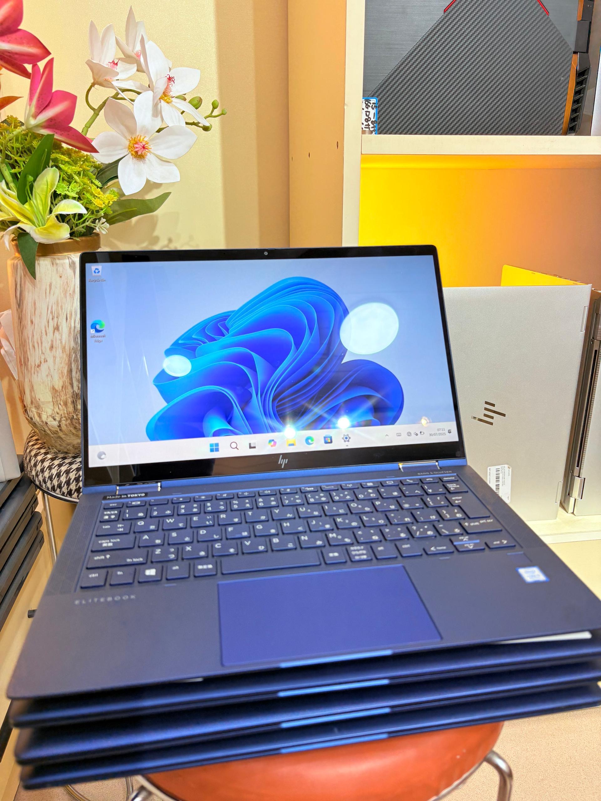 HP Elite Dragonfly x360 Touchscreen Laptop Core i5 8th Gen 8GB RAM 256GB SSD Face ID Fingerprint Bang
