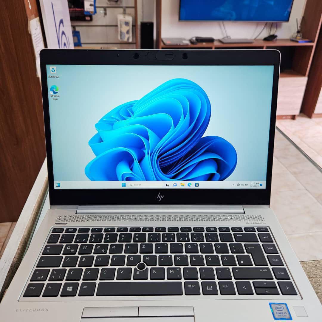 Computers & Laptops