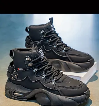Men's Sneakers Outdoor Shoes New – Open Box | Upfrica GH - Men’s Shoes - main product image