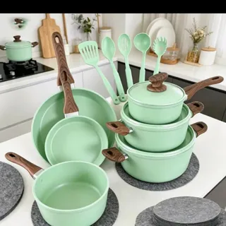 ✨ 9PCS Kitchen Heat Resistant Mat Set ✨