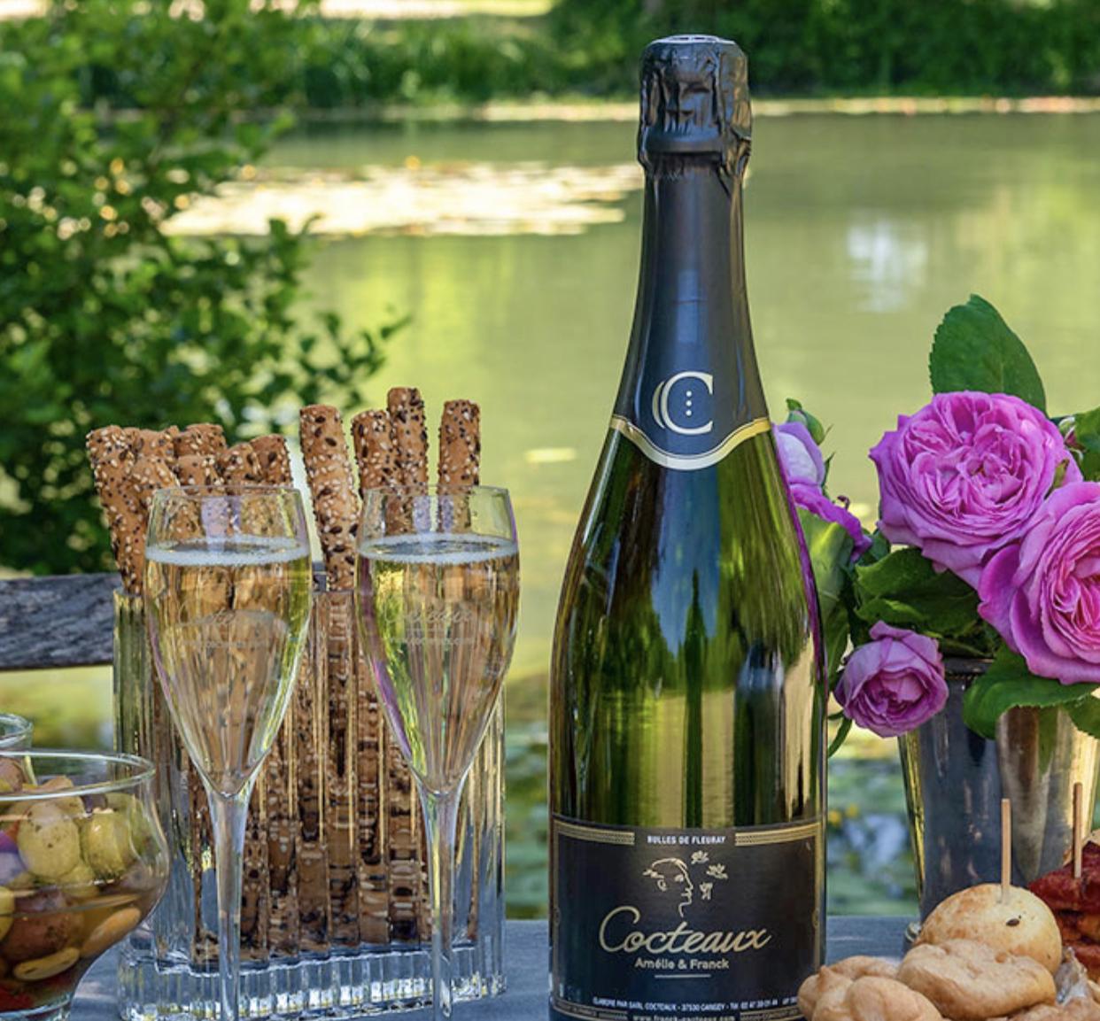 Authentique French Sparkling White Wine Non-Alcoholic Drinks