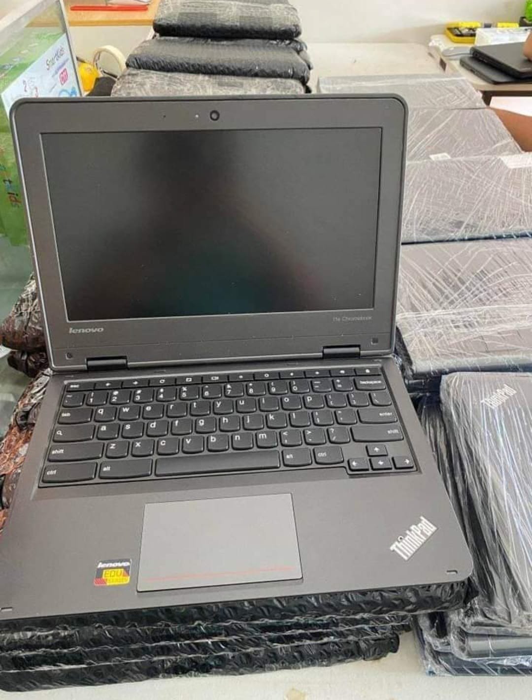 Lenovo Yoga 11e Intel Pentium Laptop in GH