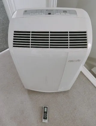 air-conditioner-delonghi-pinguino-air-cooler-.jpg