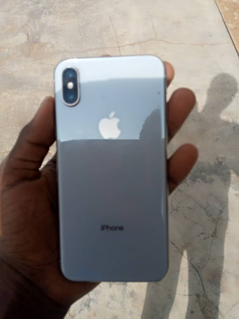 Iphone x slightly used ( Face id issue) in GH