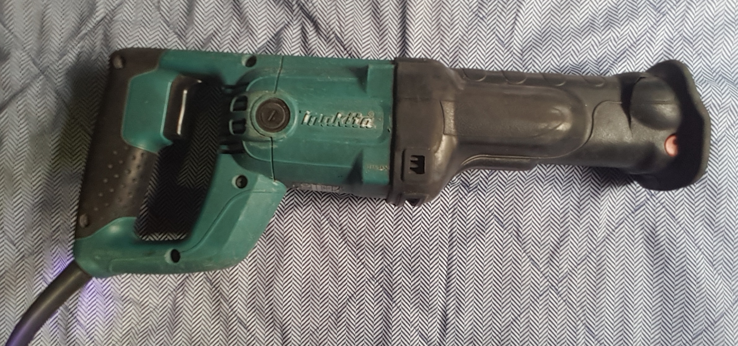 Makita Corded Reciprocating Saw in GH