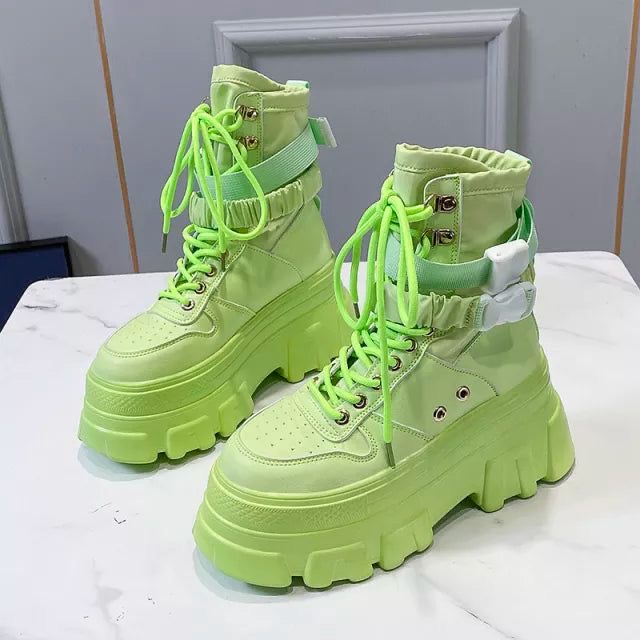 Green ladies shoes