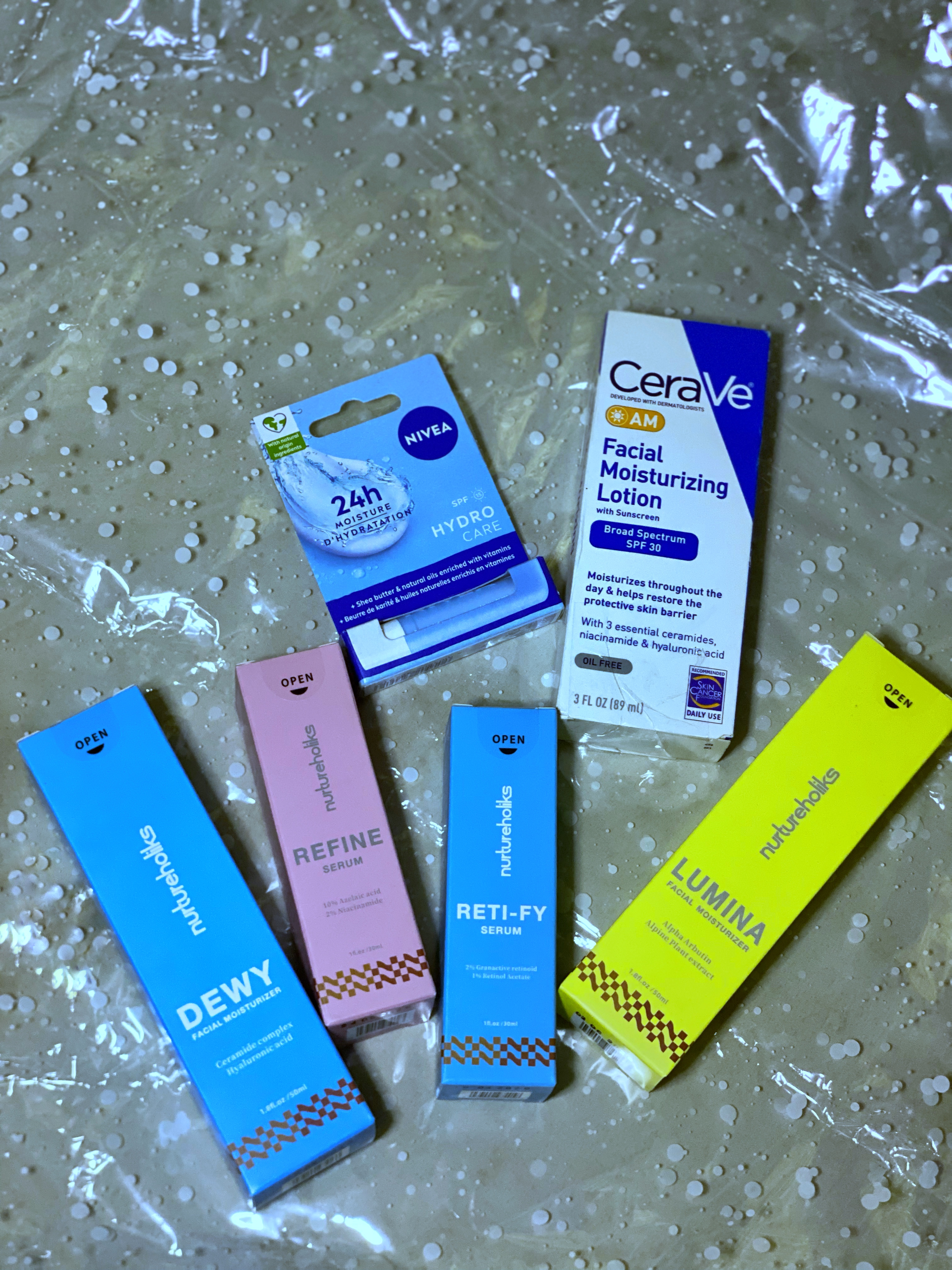 6 in 1 SKINCARE BUNDLE FOR HYPERPIGMENTATION AND ACNE in GH