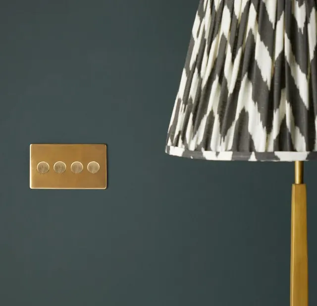 Four gang 2 way Florence dimmer switching brass in GB