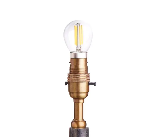 Golf ball 4 watt led clear bulb with b22 bayonet fitting in GB