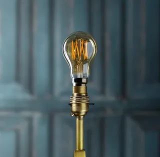 Golf Ball 4 Watt Led Clear Bulb With B22 Bayonet Fitting3.jpg