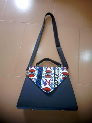 crossbody-traditional-handbag.jpg
