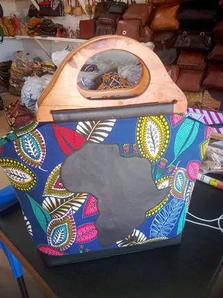handbag-ladies-ghanaian-traditional-handbag.jpg