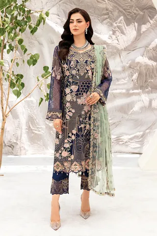 Asian Woman Dress | Upfrica Ghana - Machinery & Industrial Equipment - main product image