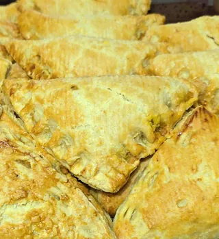 Ghana Meat Pie Fish 5pcs Per Ready-to-eat | Upfrica UK - African Snacks & Biscuits - Ready-to-Eat - main product image