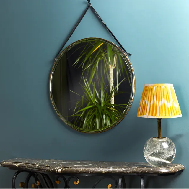 Round Bevelled Luxor Mirror in GB