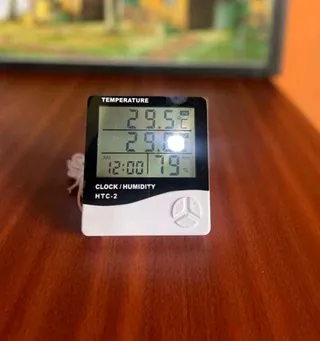 room-thermometer-plus-hydrometer.jpg