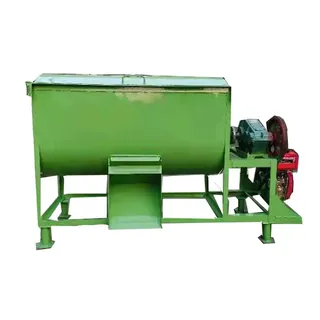 g005-diesel-type-poultry-feed-mixer-animal-feed-mixer.webp