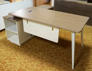 -manager-desk-with-side-cabinet-.jpg