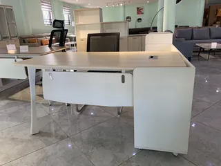 manager-desk-with-cabinet.jpg