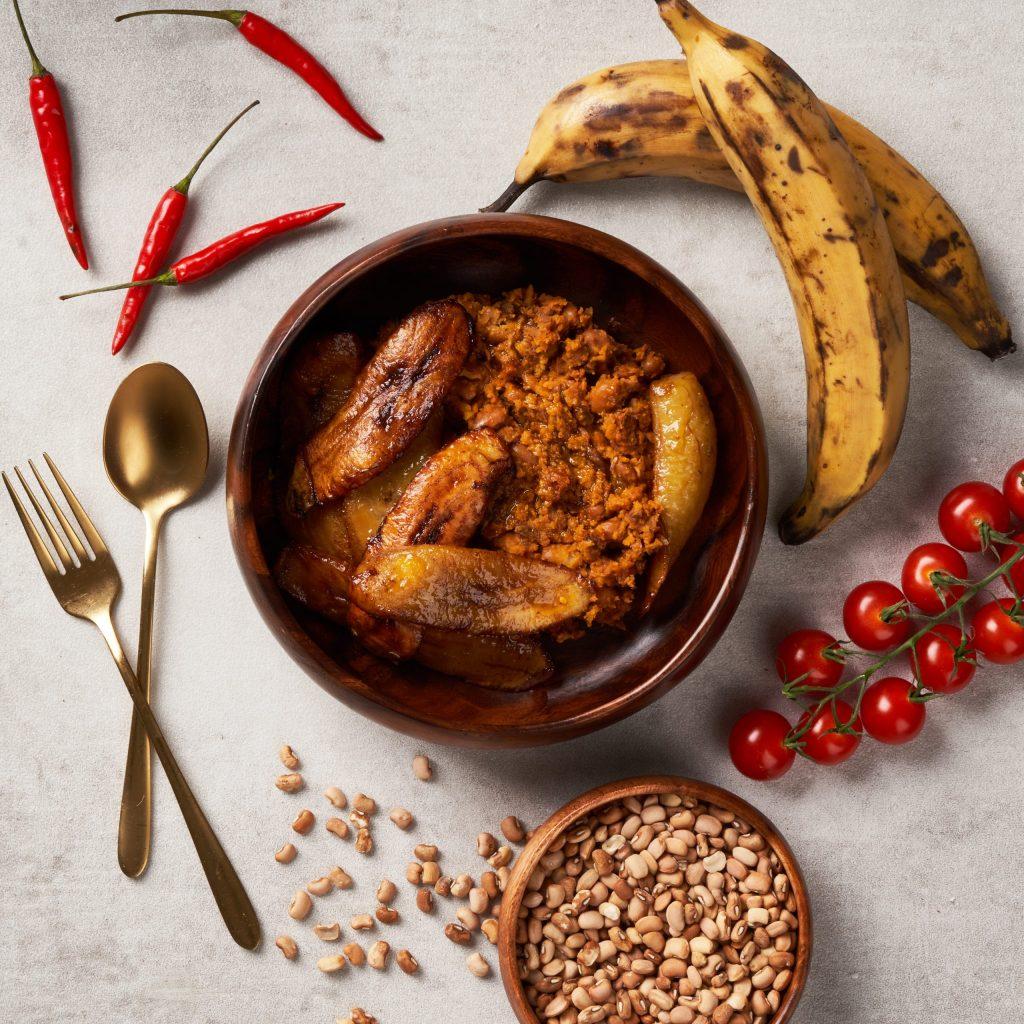 Nigerian Honey Beans (Ewa Oloyin) with Latino Plantain – Vegan