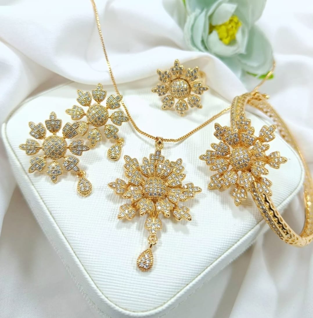 Zircone Necklace | Price in Ghana | Upfrica (brand-new) – Jewelry, Eyewear, Watches & Accessories in GH