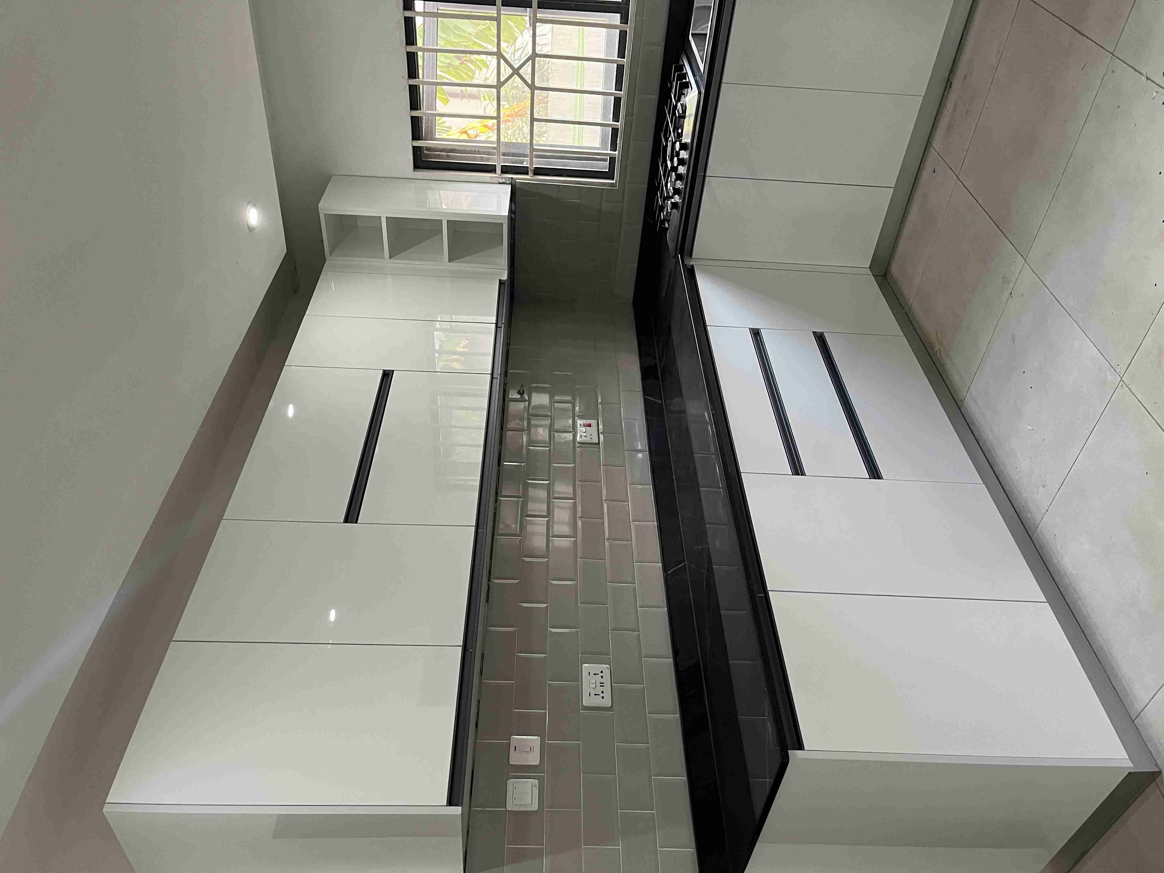 Modern kitchen cabinets