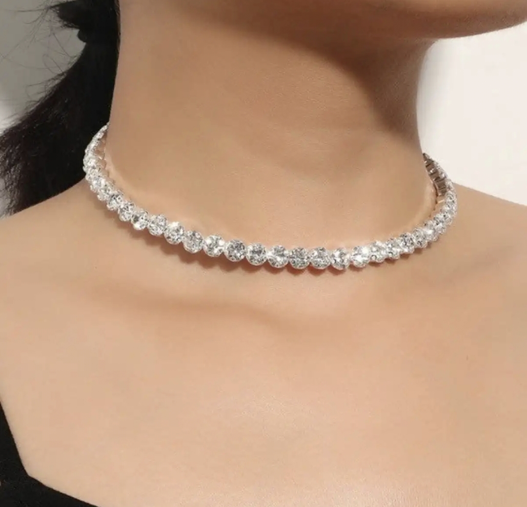 Womes's Jewellery (Chokar)